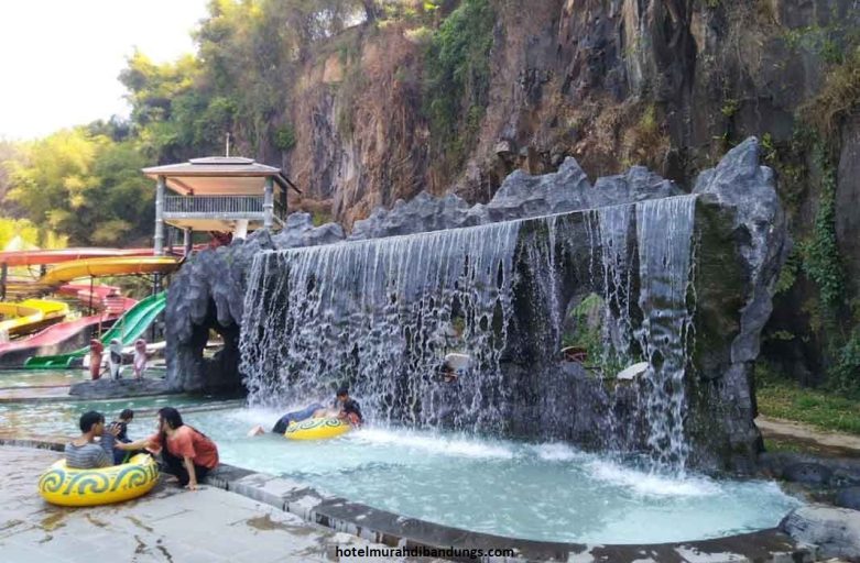 Waterpark Terbaik di Bandung Untuk Liburan Bersama Keluarga